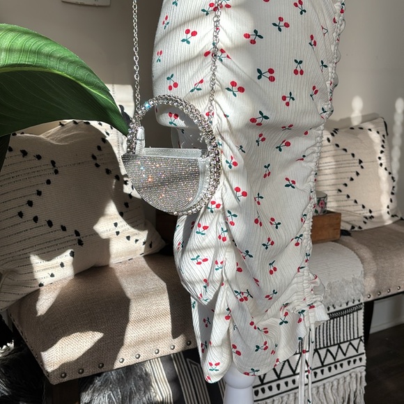 💎💎💎NWT Mini Diamond Circle Clutch 💎💎💎 - Picture 15 of 15